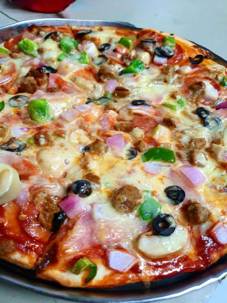 Big Mama's Pizza and Diner menu in Magalang Express Food Delivery