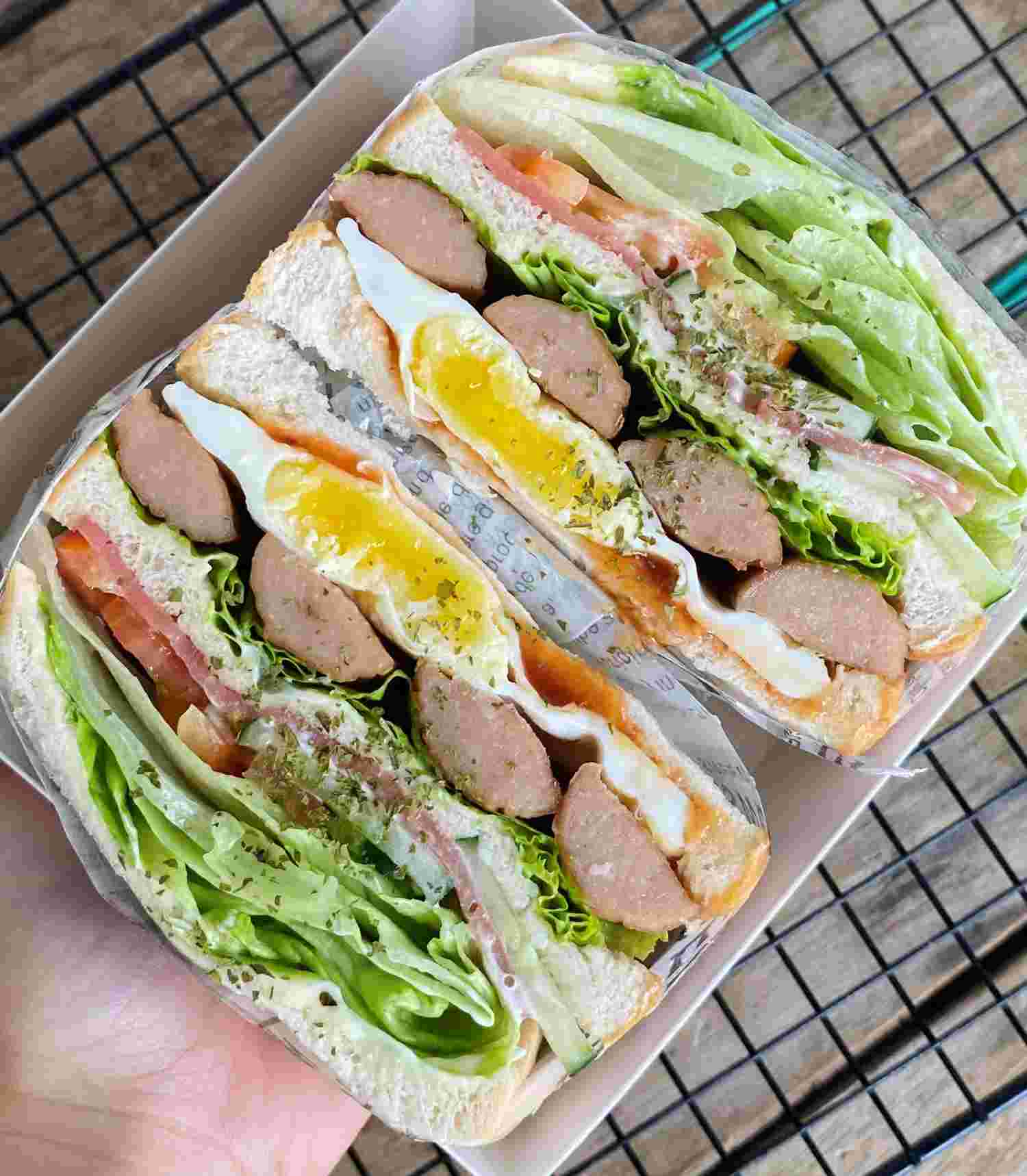 Claudio's Favorito - Hermosa menu in Hermosa | ordermo